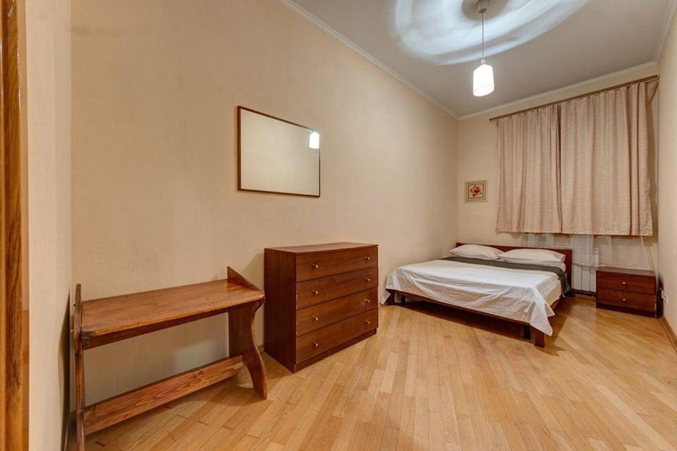 Apartments On Shota Rustaveli Kiev Ngoại thất bức ảnh